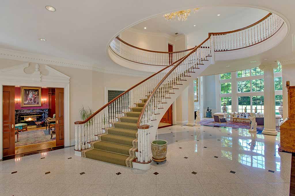 Master Staircase